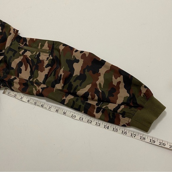 Lightweight Camo Nylon Bomber Jacket Woman Size 1X - Picture 14 of 15